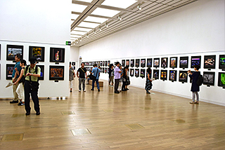 第64回二科会写真部展（第101回二科展）会場風景