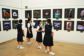第66回二科会写真部展（第103回二科展）会場風景